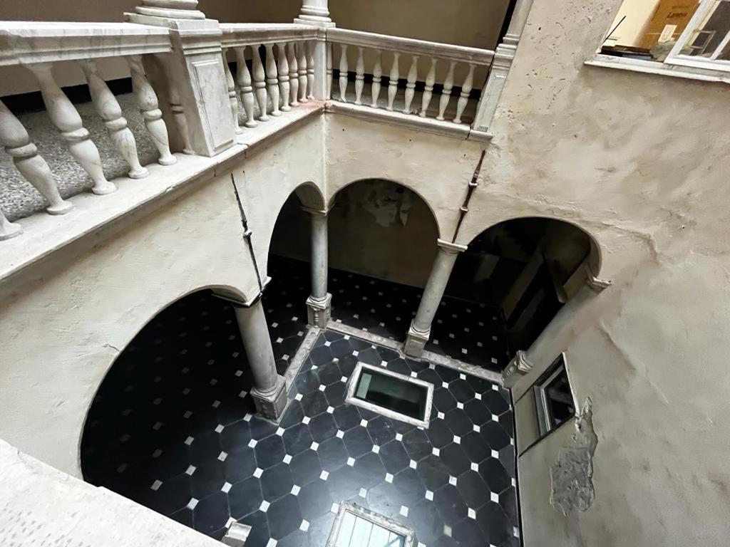 Happy Family Apartments Giustiniani Генуя Экстерьер фото